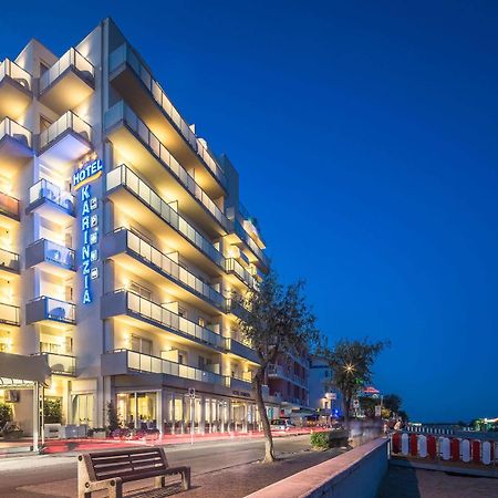Hotel Karinzia Каорле Экстерьер фото
