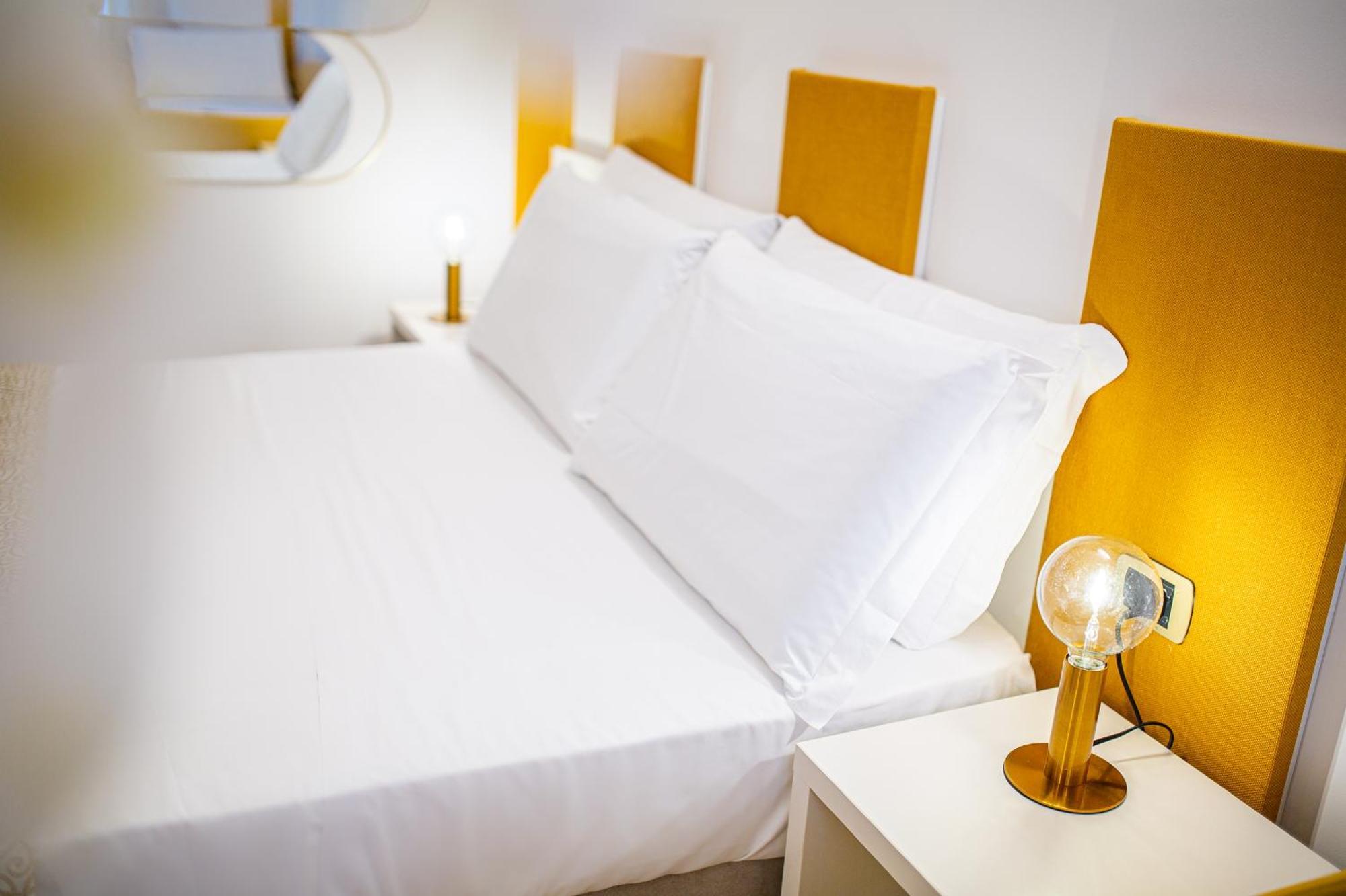 Hotel Karinzia Каорле Экстерьер фото