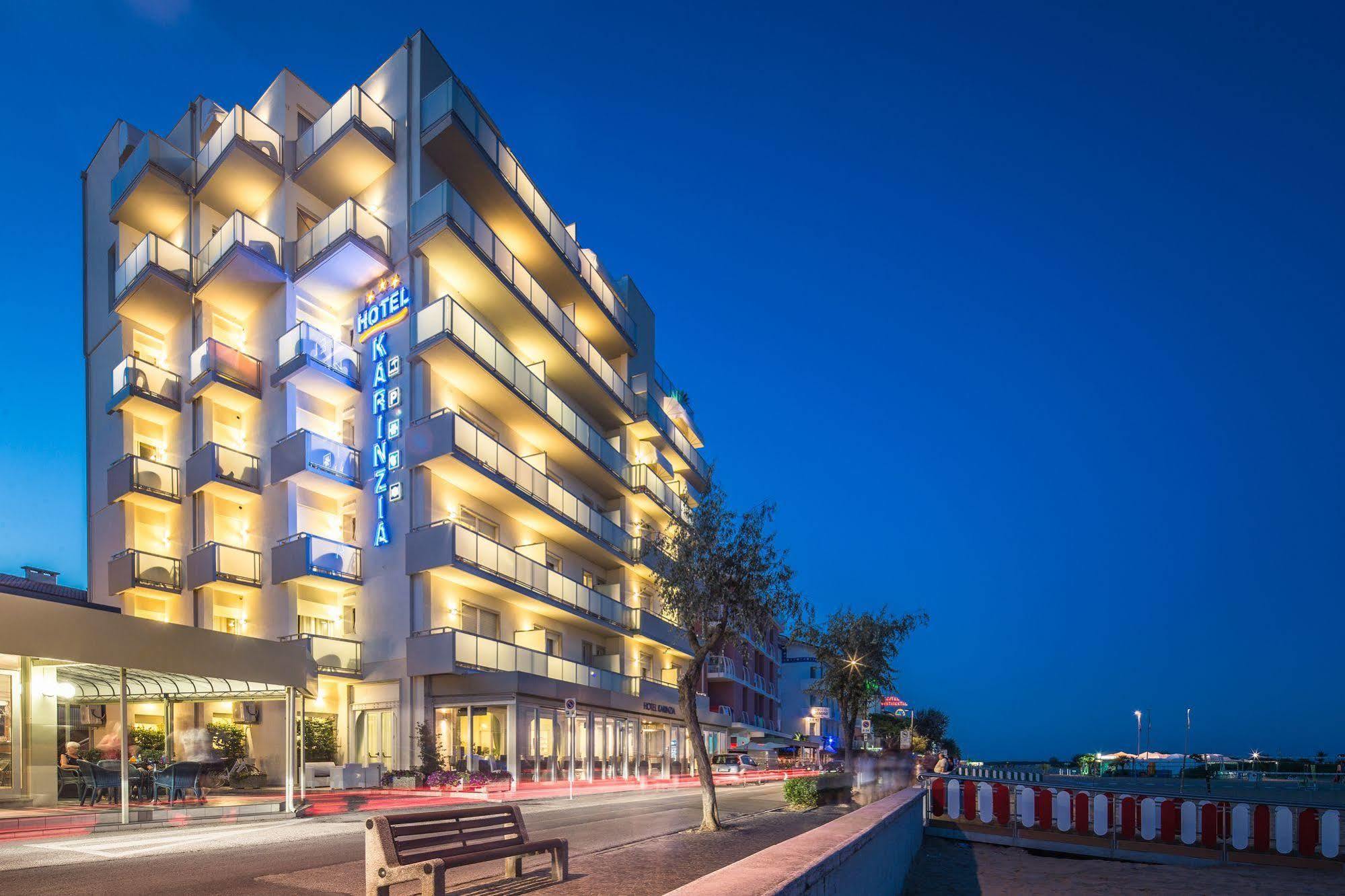 Hotel Karinzia Каорле Экстерьер фото